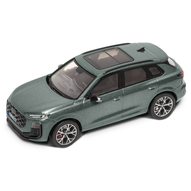 Q3 Model Cat 1:43 Scale